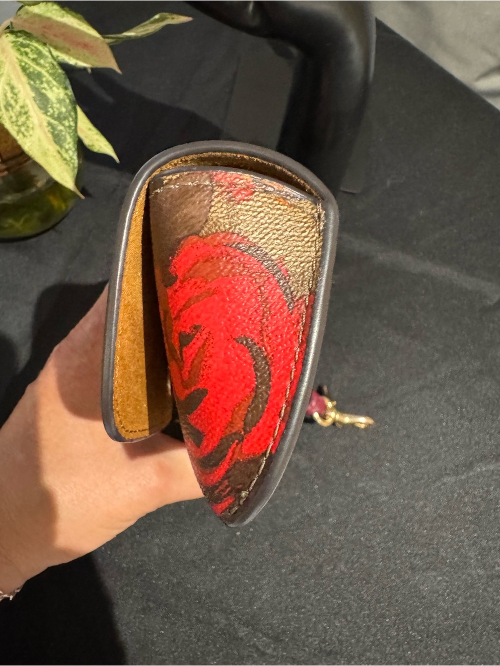 RARE Coach HC8295U Sunglasses + Matching Floral Signature Case Set 🌹 - Picture 9 of 11